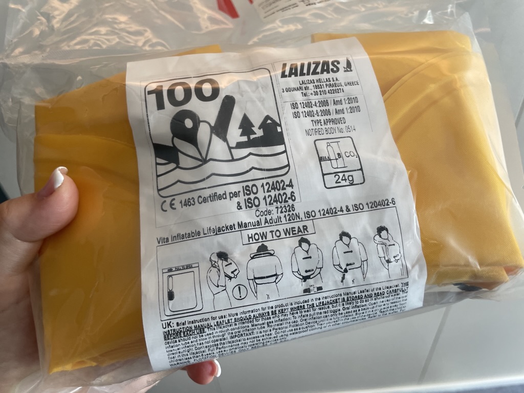 inflatable lifejacket in packaging