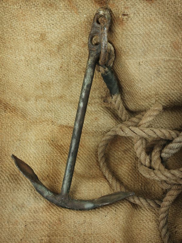 admiralty anchor with rope