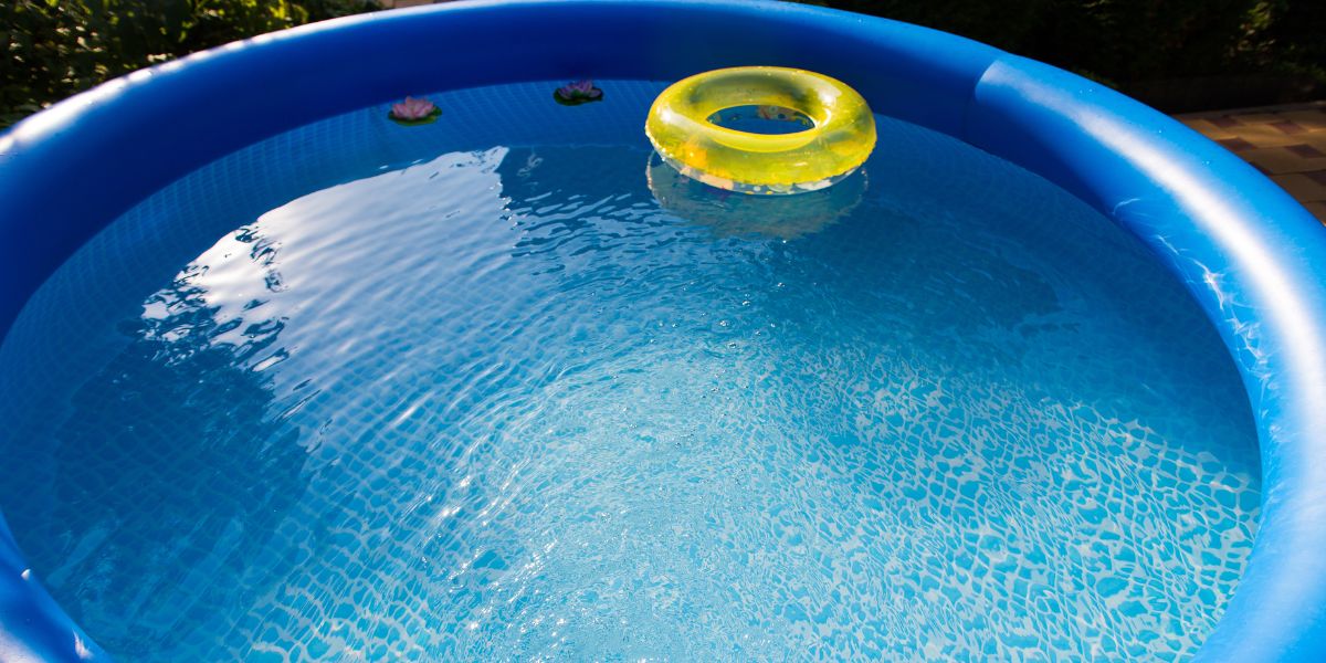 inflatable pool with water