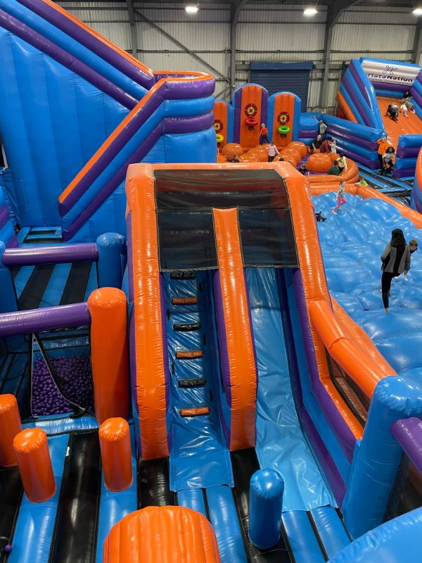 large indoor inflatable obstacle course